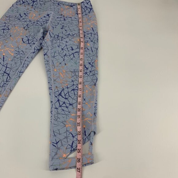 Zella Blue 3/4 Length Geometric Leggings Size Small - Picture 6 of 9